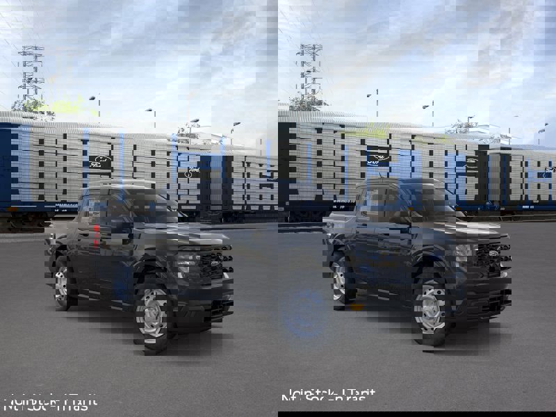 New 2026 Ford Maverick XL image 7