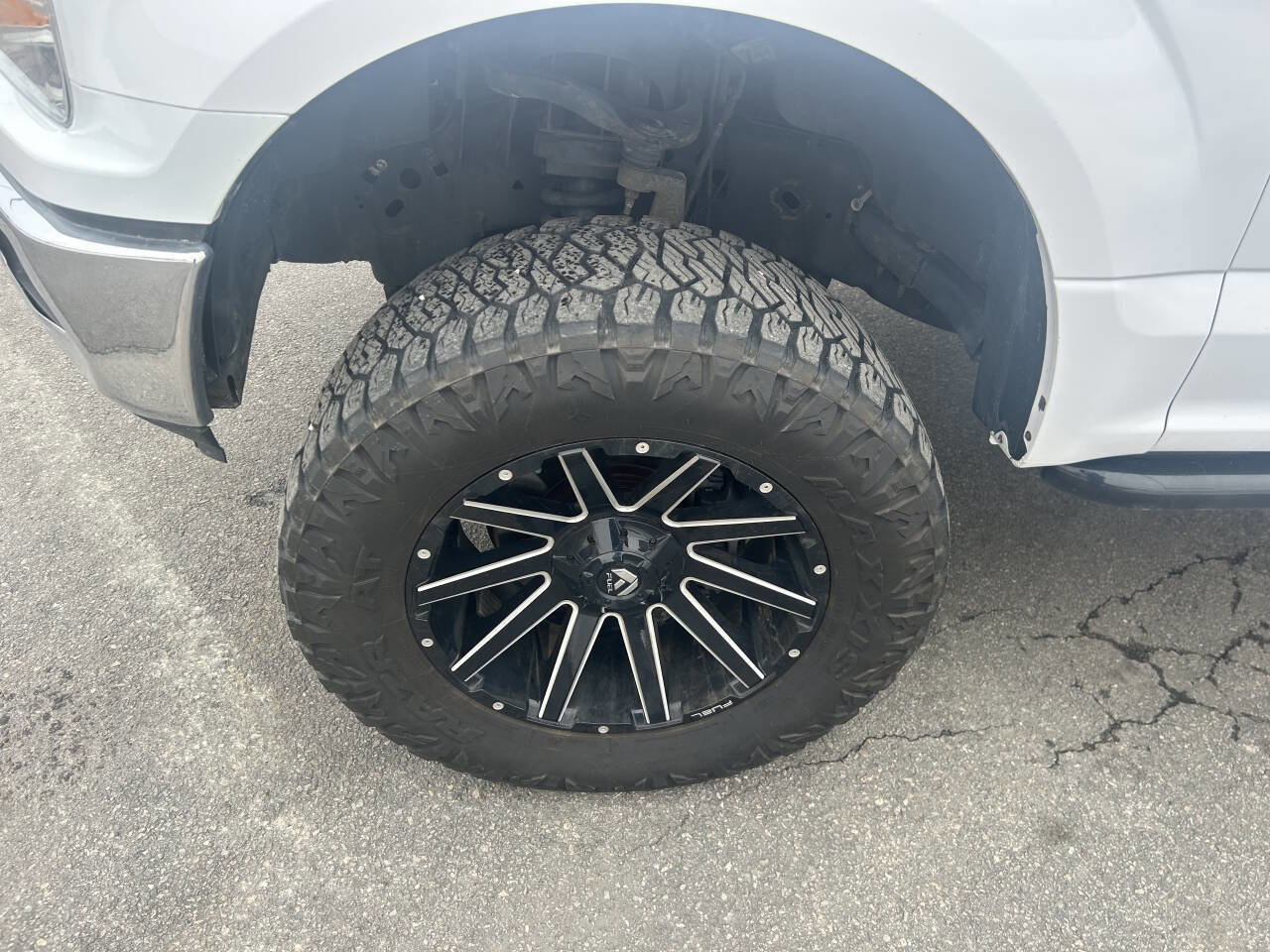 Used 2019 Ford F150 XLT w/ Trailer Tow Package image 24