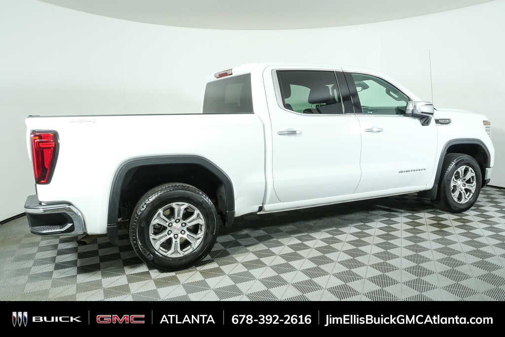 Used 2025 GMC Sierra 1500 SLT image 2