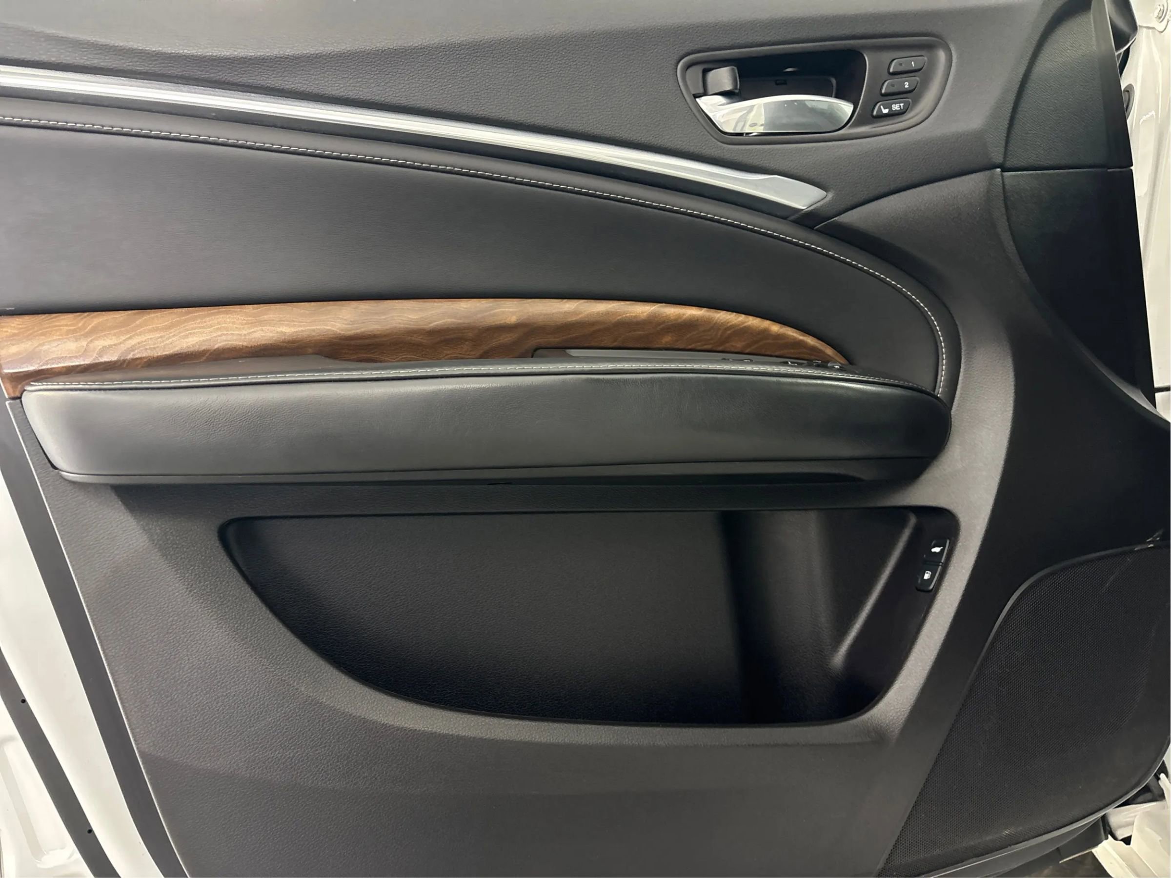 Used 2020 Acura MDX SH-AWD w/ Advance Package image 26