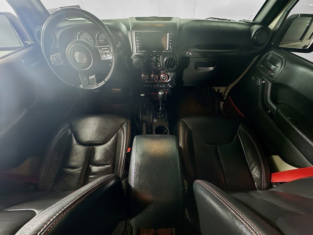 Used 2017 Jeep Wrangler Unlimited Rubicon image 10