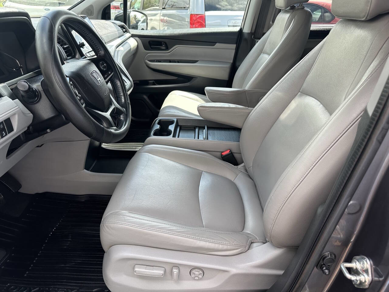 Used 2018 Honda Odyssey EX-L image 11