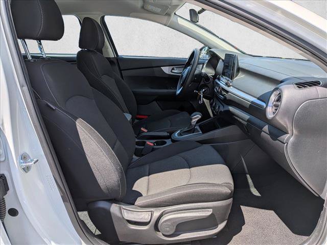 Used 2023 Kia Forte LXS w/ LXS Technology Package FWD image 19