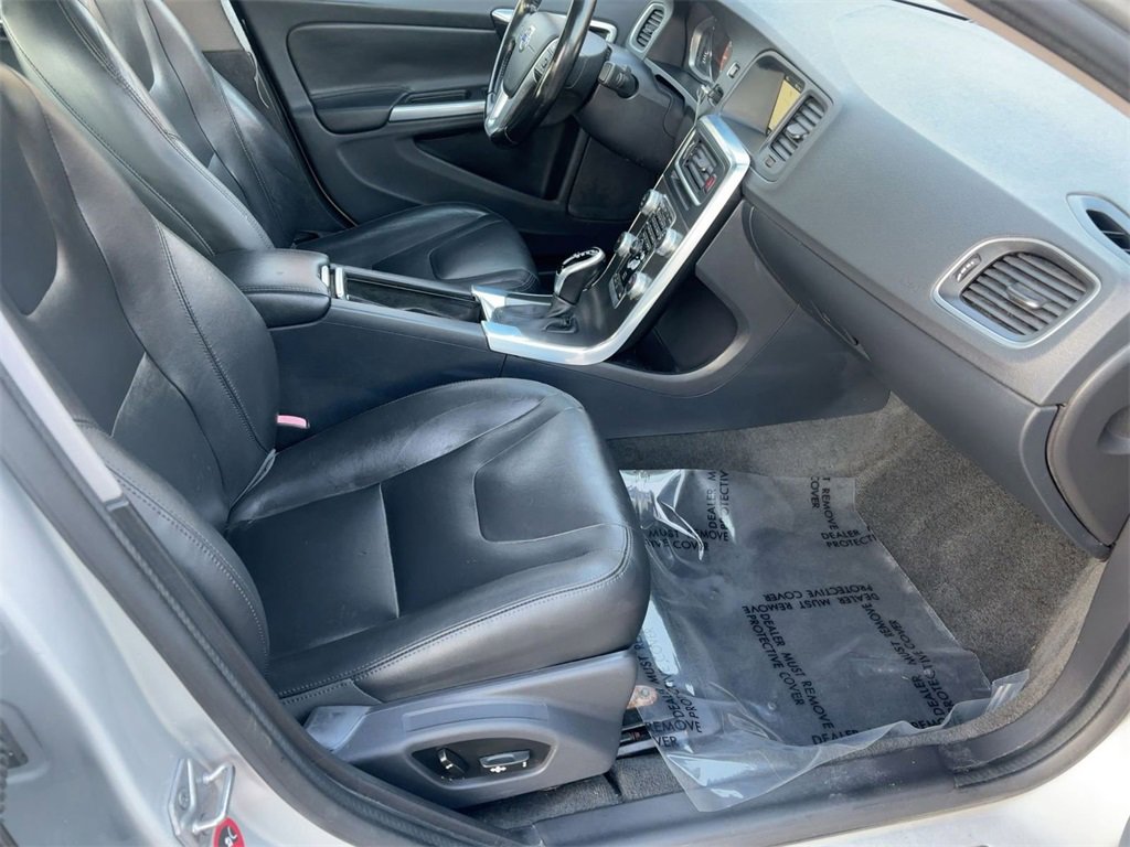 Used 2016 Volvo S60 T5 Premier image 29