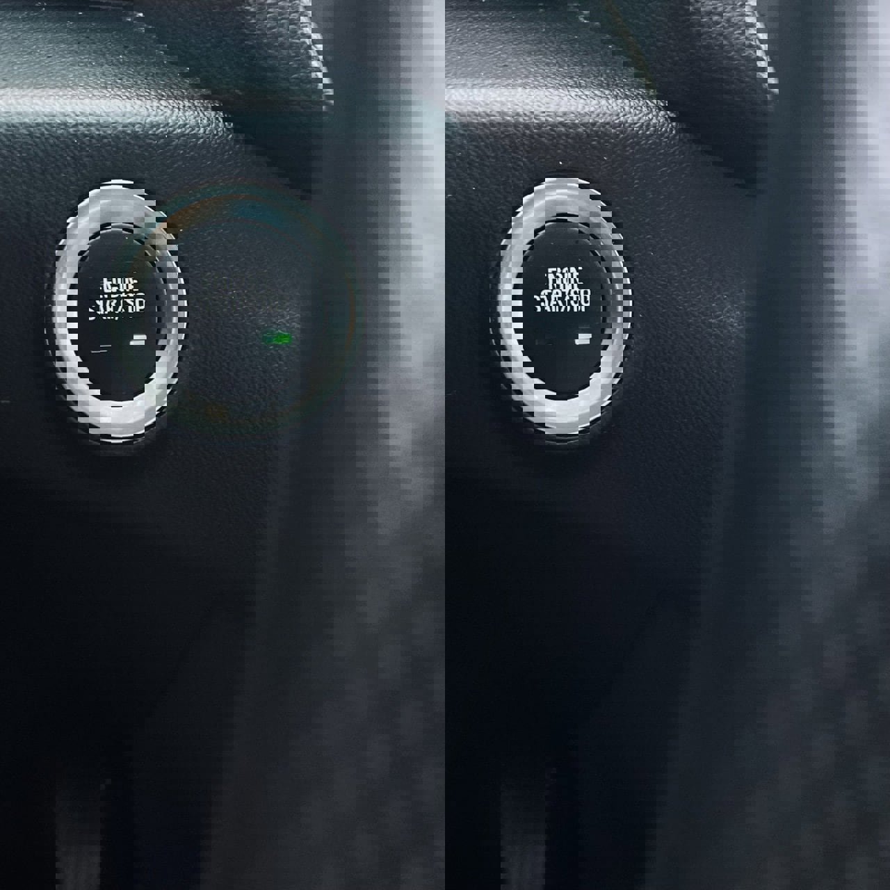 Used 2024 GMC Terrain SLE image 16