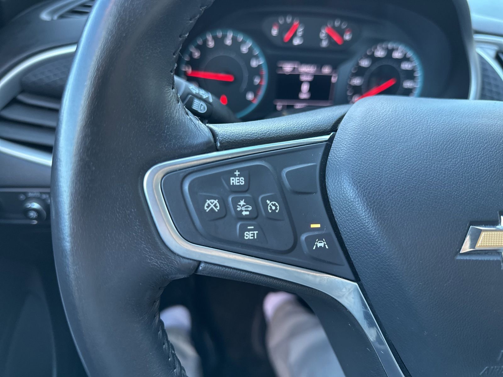 Used 2022 Chevrolet Malibu RS image 25