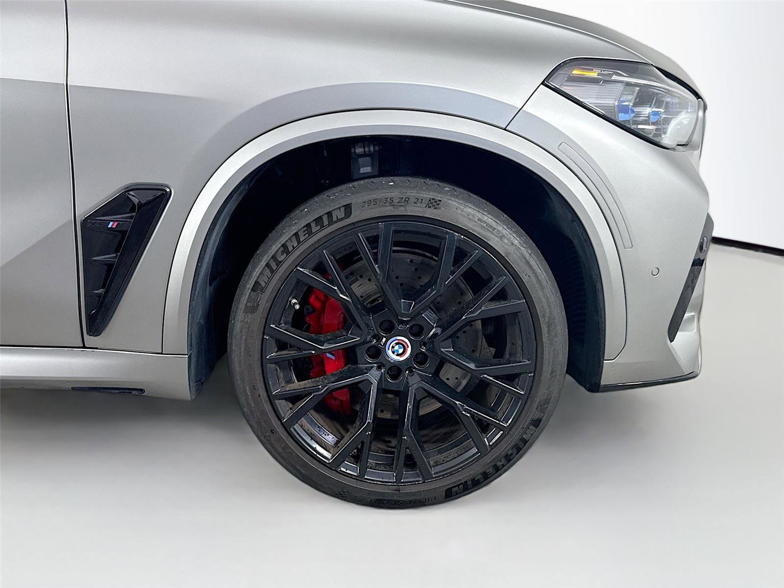 Used 2022 BMW X5 M w/ Competition Package 2 AWD/4WD image 32
