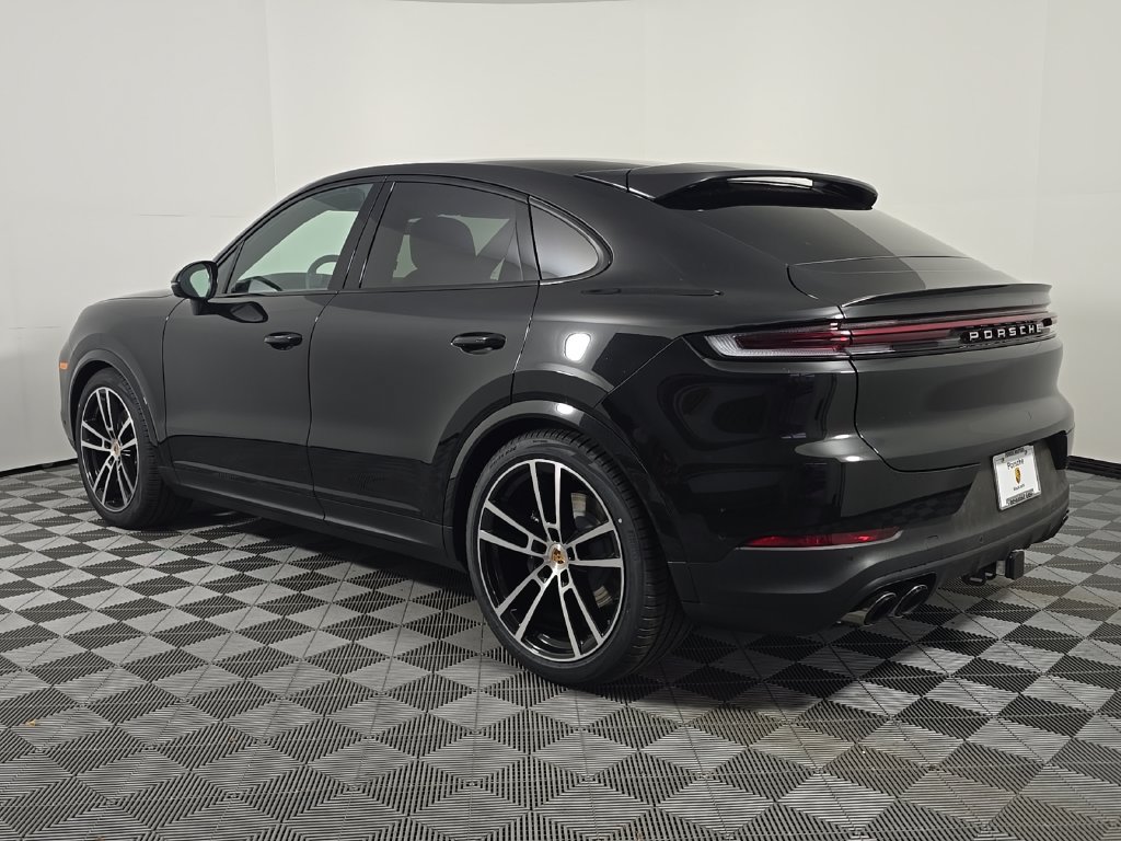 New 2026 Porsche Cayenne Coupe AWD/4WD image 3