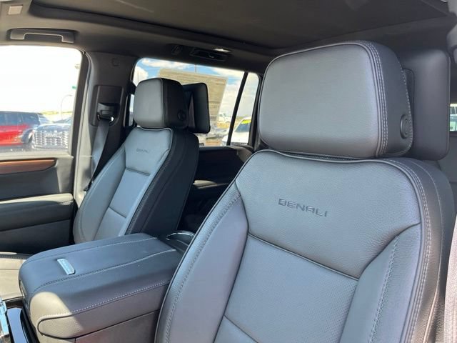 New 2026 GMC Yukon XL Denali w/ Denali Reserve Package AWD/4WD image 12