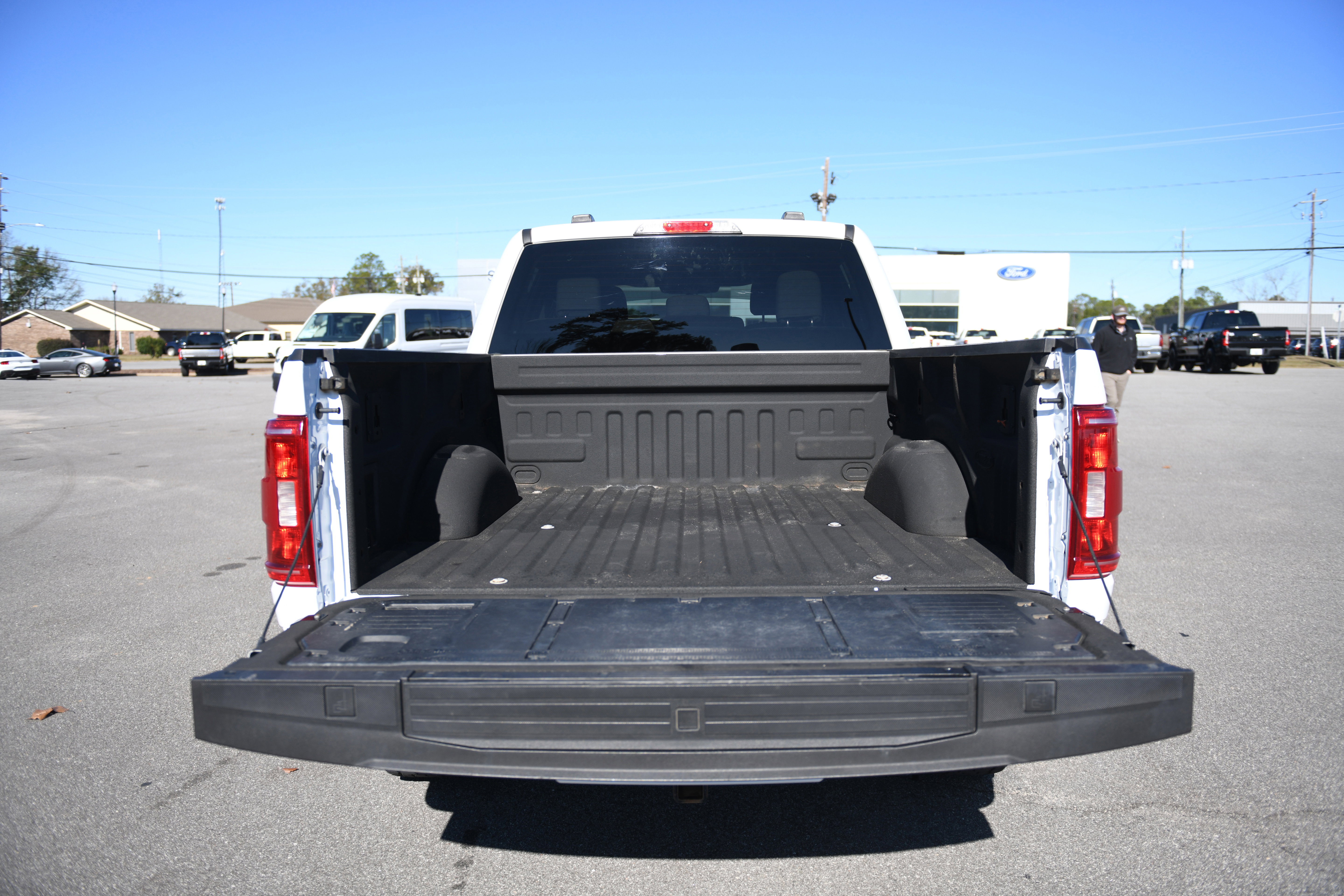 Used 2023 Ford F150 XLT w/ Equipment Group 302A High image 11