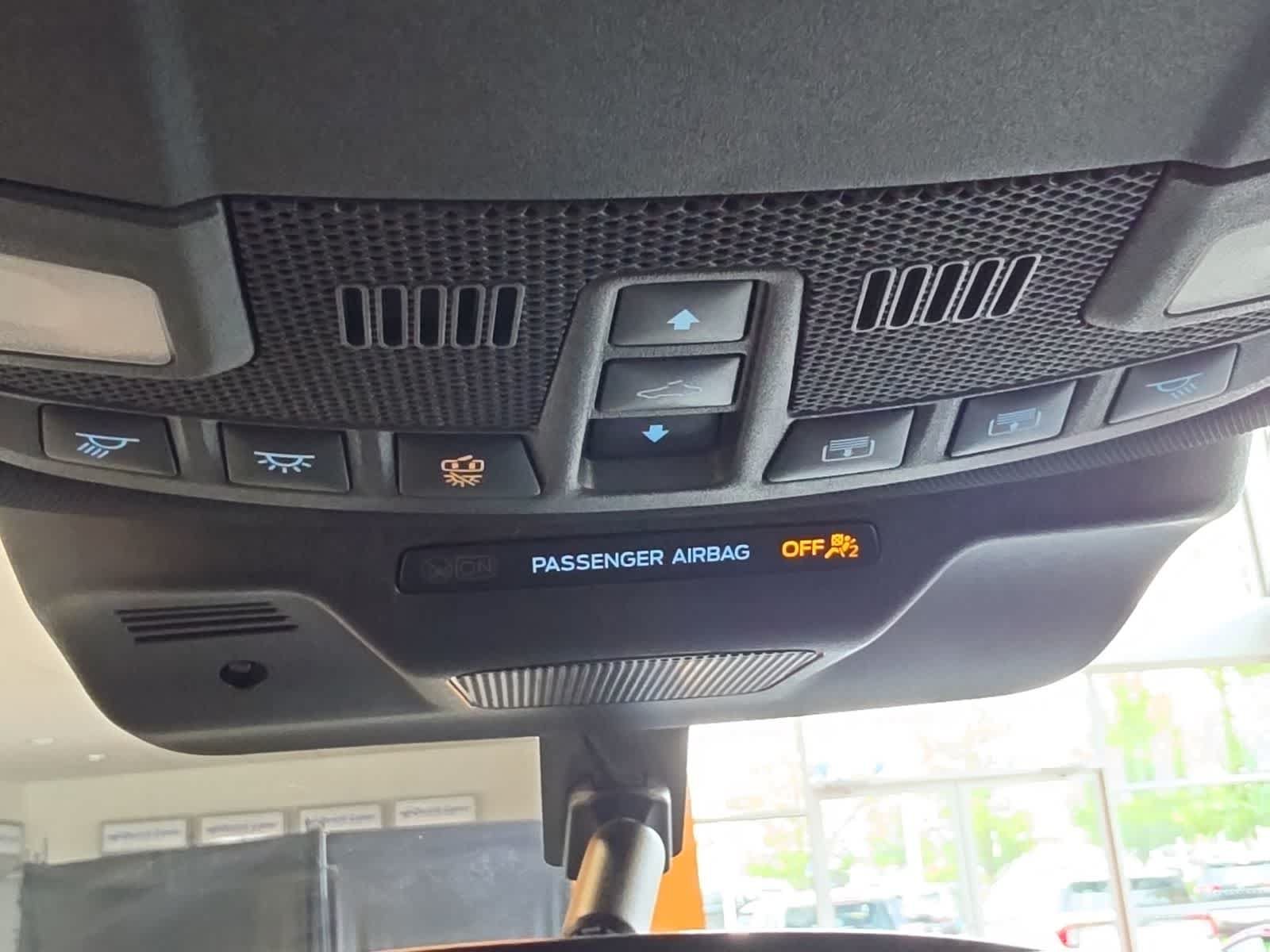 Used 2023 Ford Expedition Limited AWD/4WD image 28