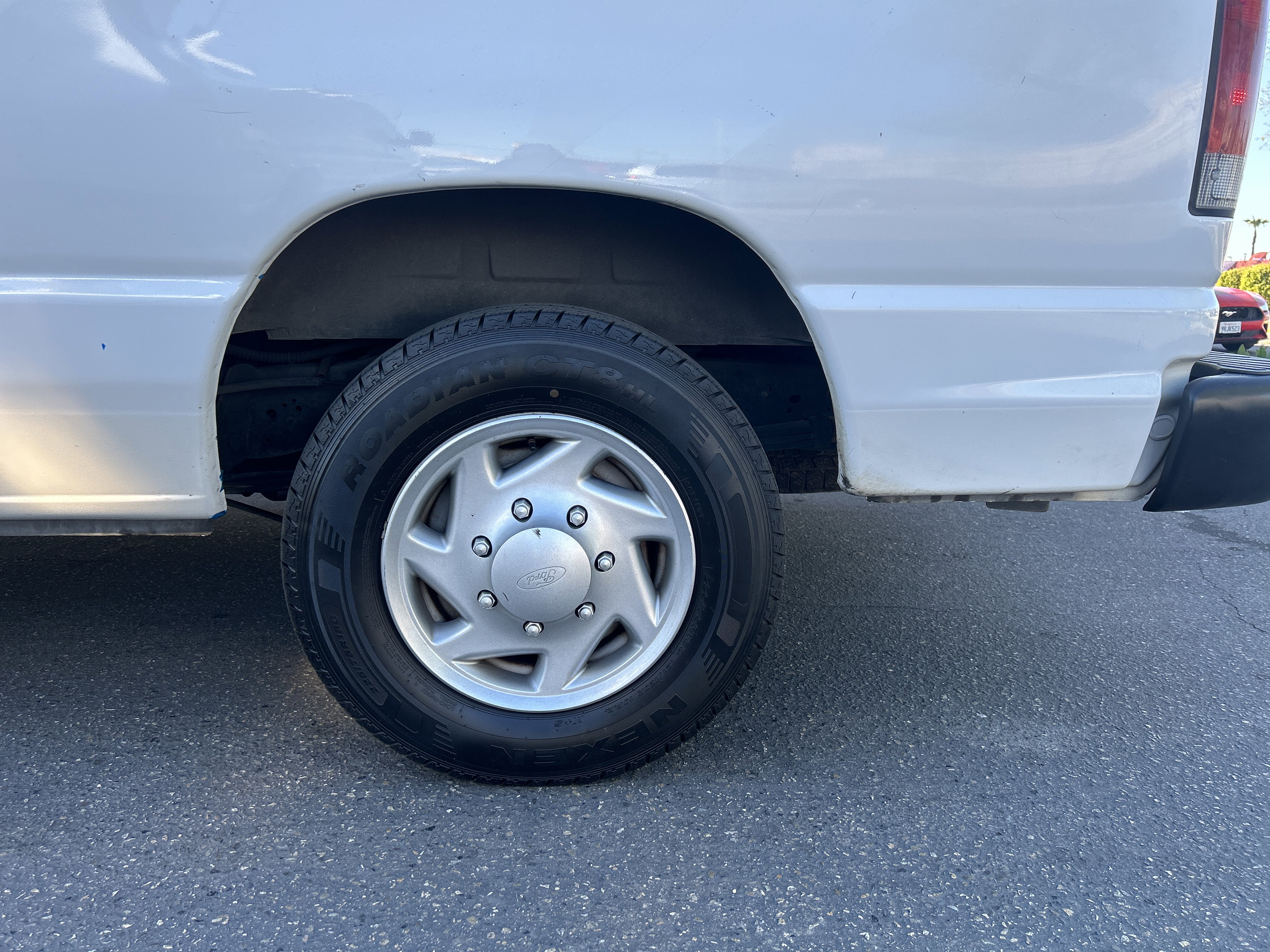 Used 2013 Ford E-150 and Econoline 150 w/ PWR Group RWD image 28