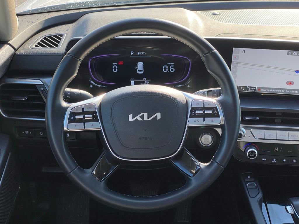 Used 2025 Kia Telluride S AWD/4WD image 11