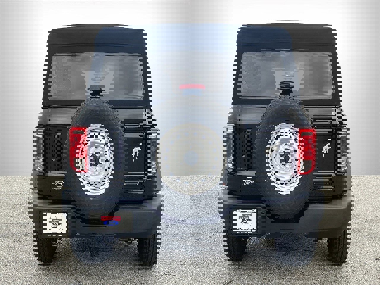 New 2025 Ford Bronco 4-Door image 22