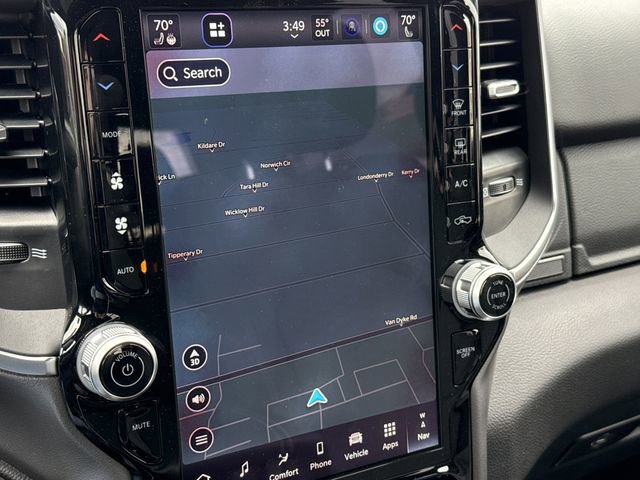 New 2026 RAM 1500 4x4 Crew Cab image 23