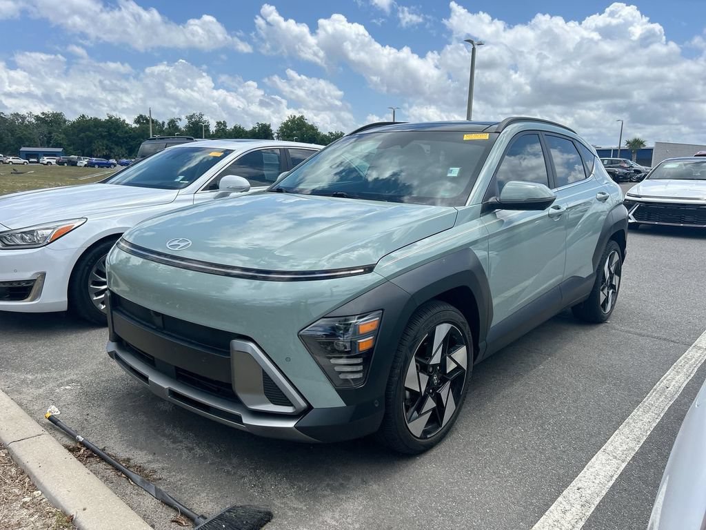 Certified 2024 Hyundai Kona Limited FWD image 9