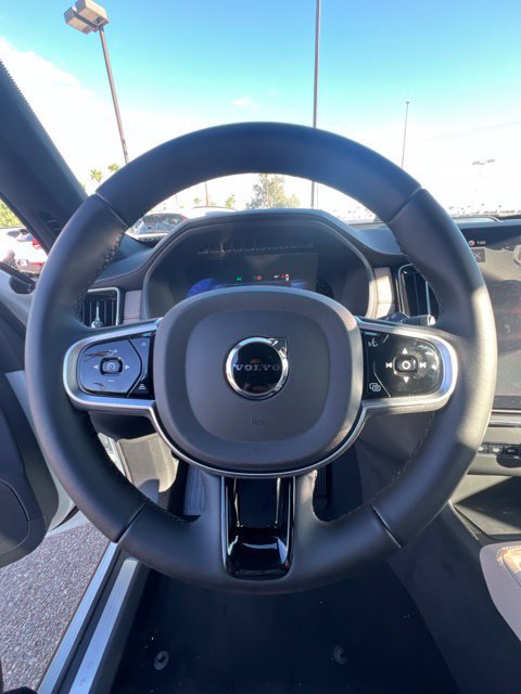 New 2026 Volvo XC90 T8 Ultra w/ Lounge Package AWD/4WD image 10
