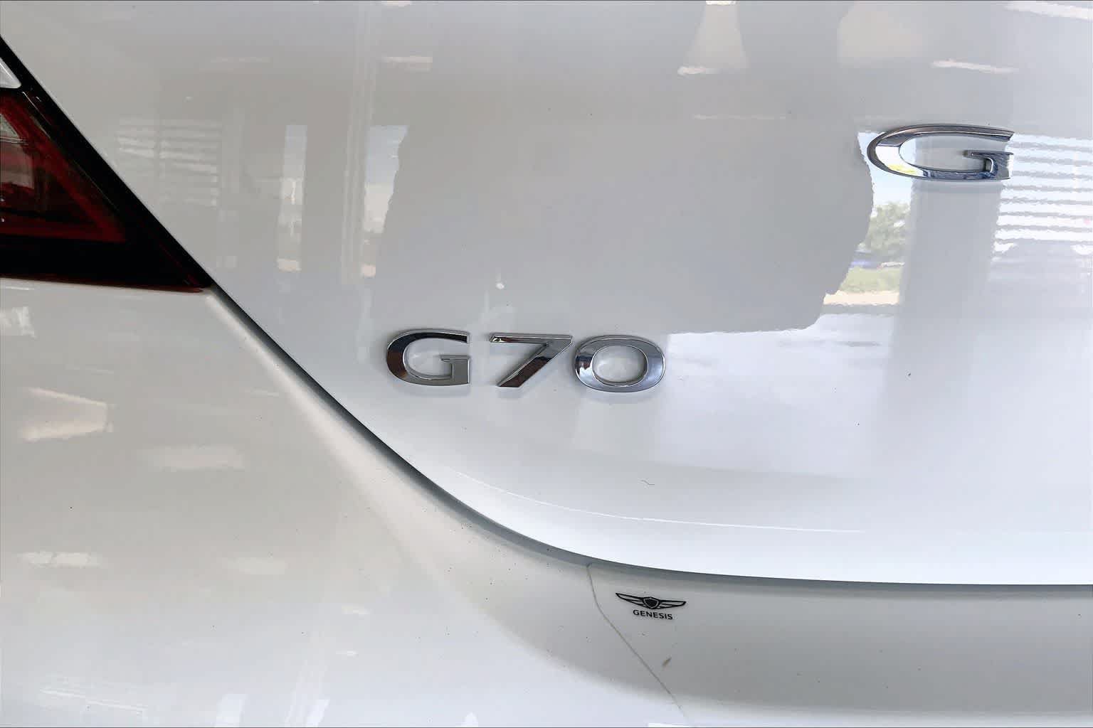 Used 2023 Genesis G70 2.0T w/ Sport Prestige Package RWD image 7