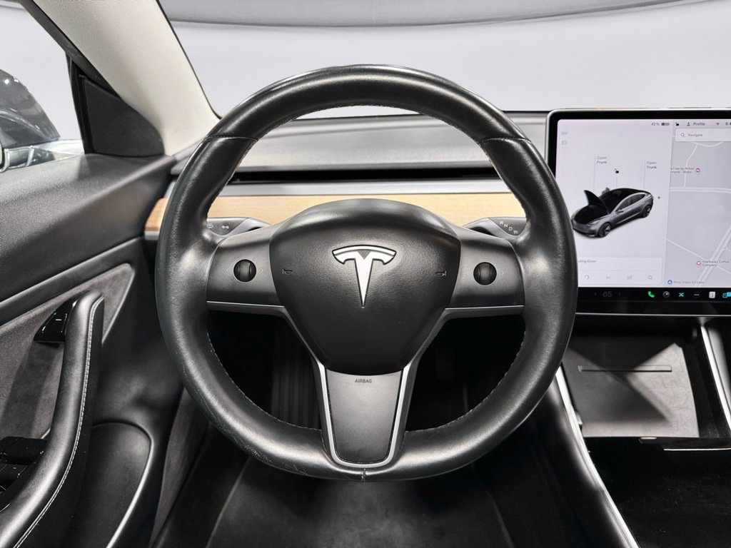 Used 2018 Tesla Model 3 Long Range image 8
