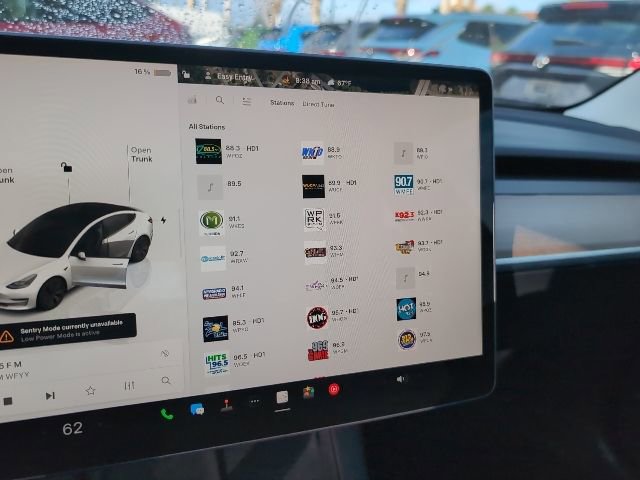 Used 2022 Tesla Model 3 Long Range image 13