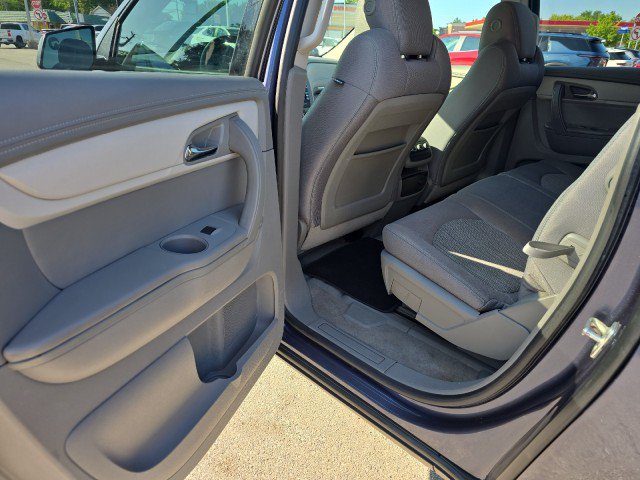 Used 2013 Chevrolet Traverse LS FWD image 24
