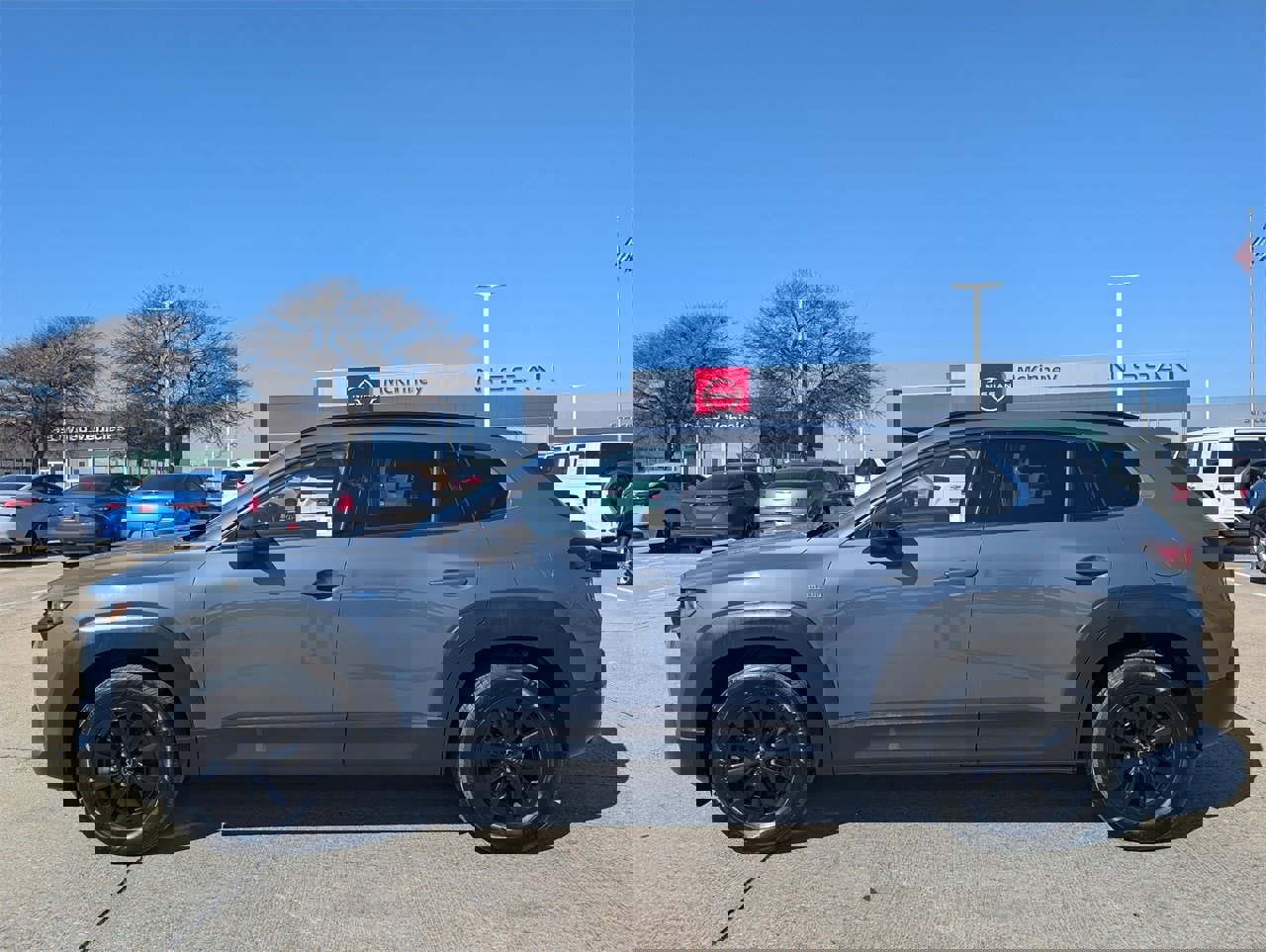 Used 2025 MAZDA CX-50 AWD 2.5 Hybrid w/ Premium Pkg image 3