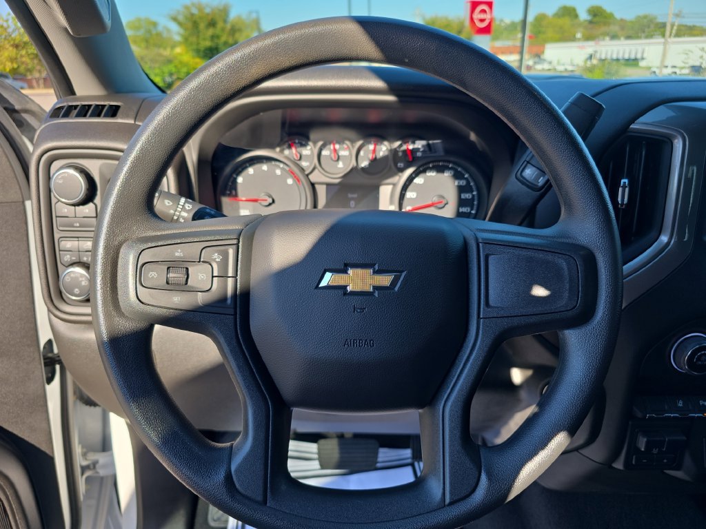 Used 2025 Chevrolet Silverado 2500 Custom w/ Custom Value Package AWD/4WD image 24