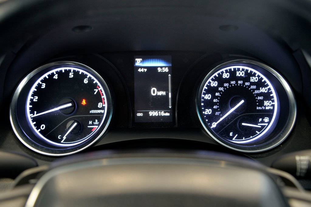 Used 2019 Toyota Camry SE image 21