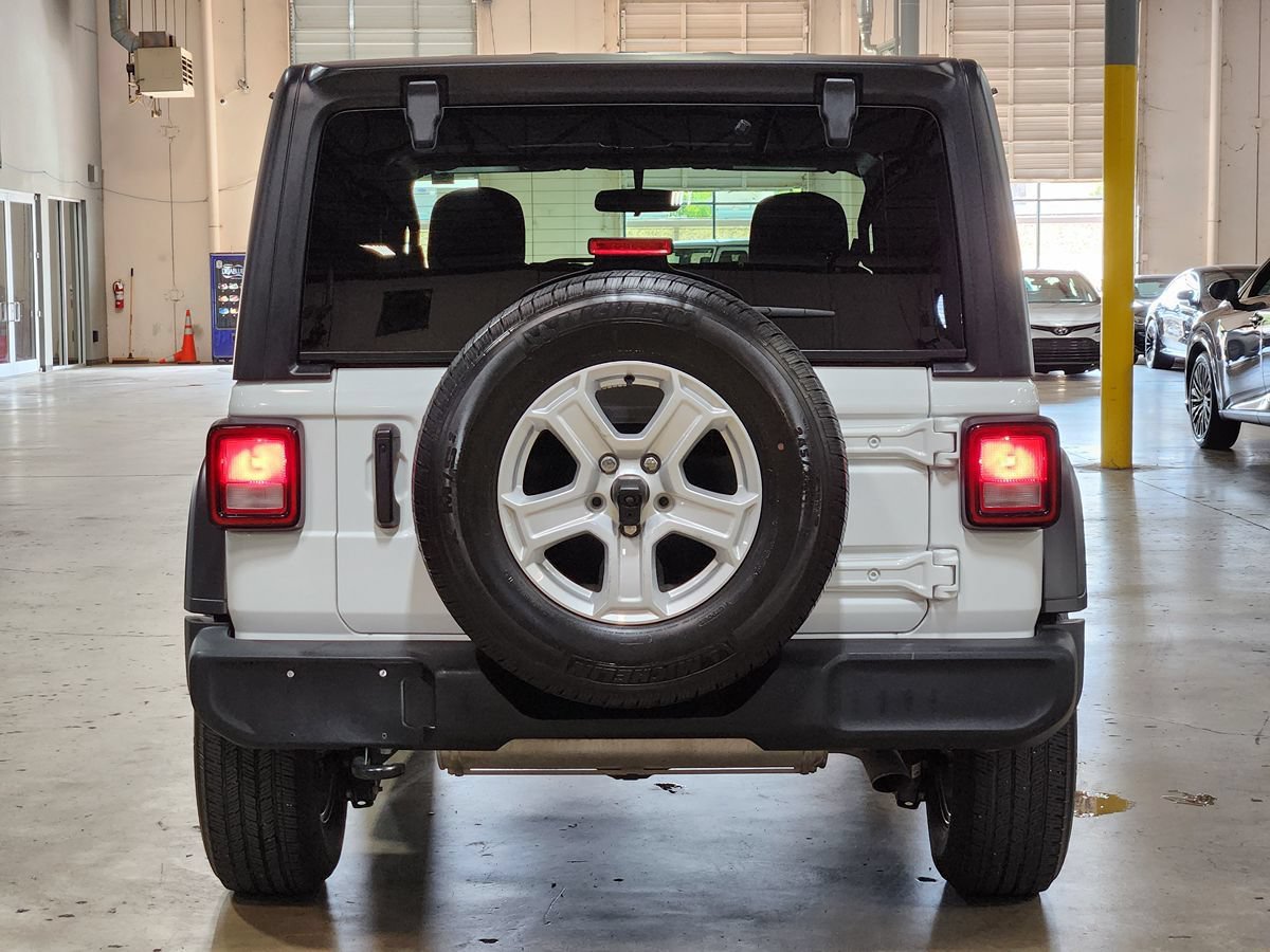 Used 2023 Jeep Wrangler Sport AWD/4WD image 10