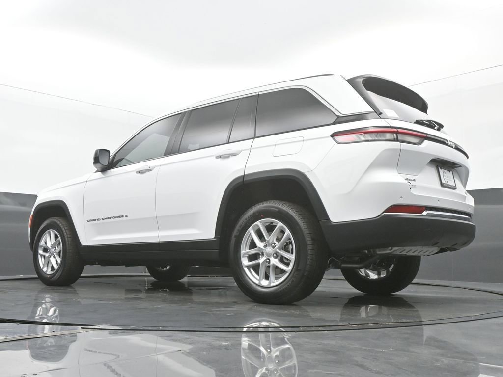 New 2025 Jeep Grand Cherokee Laredo X w/ Luxury Tech Group I image 46
