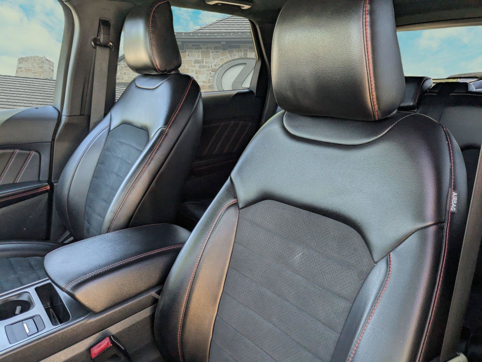 Used 2022 Ford Edge ST-Line image 8