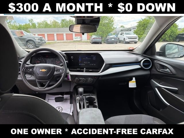 Used 2024 Chevrolet Trax LS FWD image 30