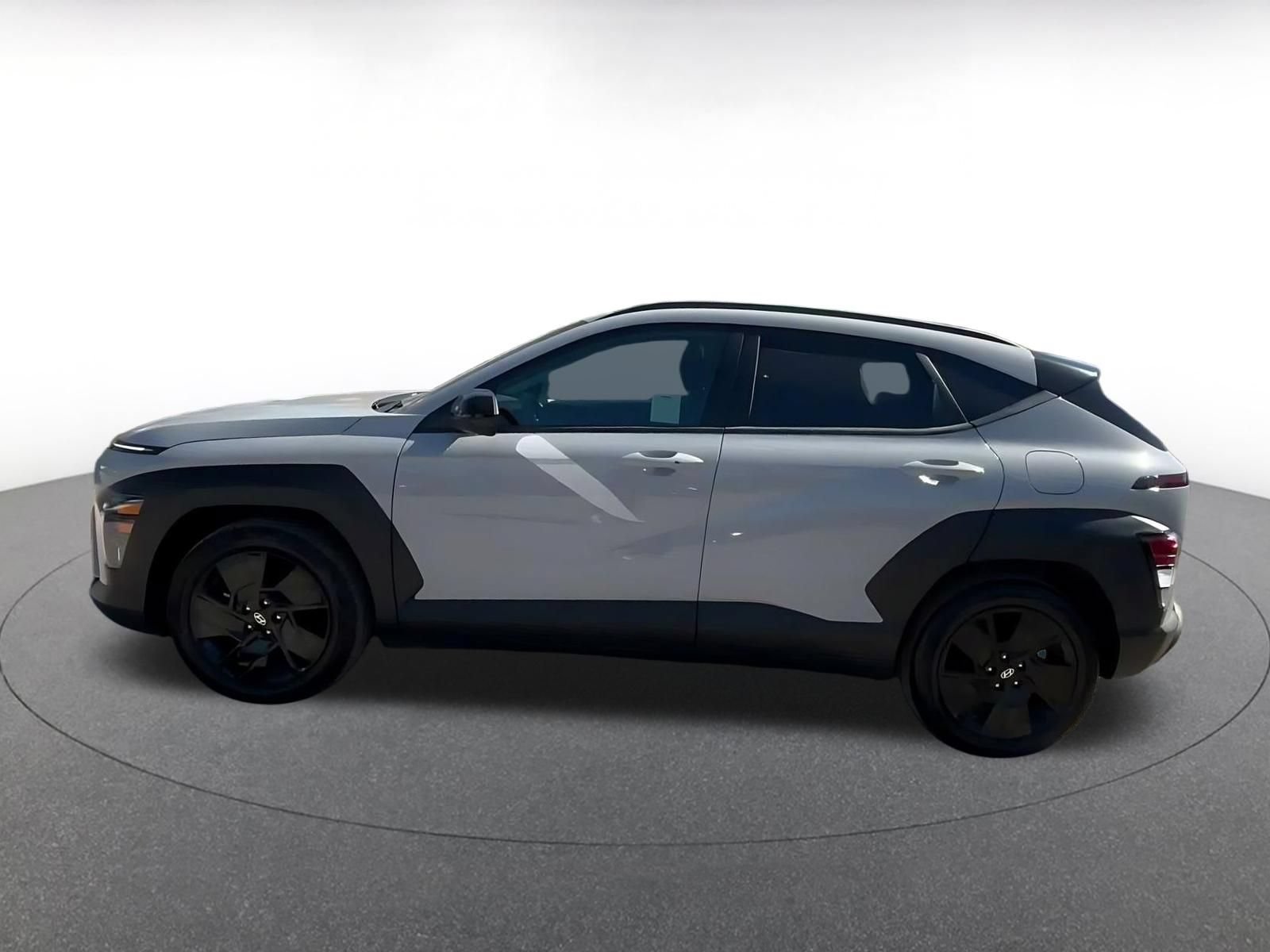 Used 2026 Hyundai Kona SEL Sport FWD image 9