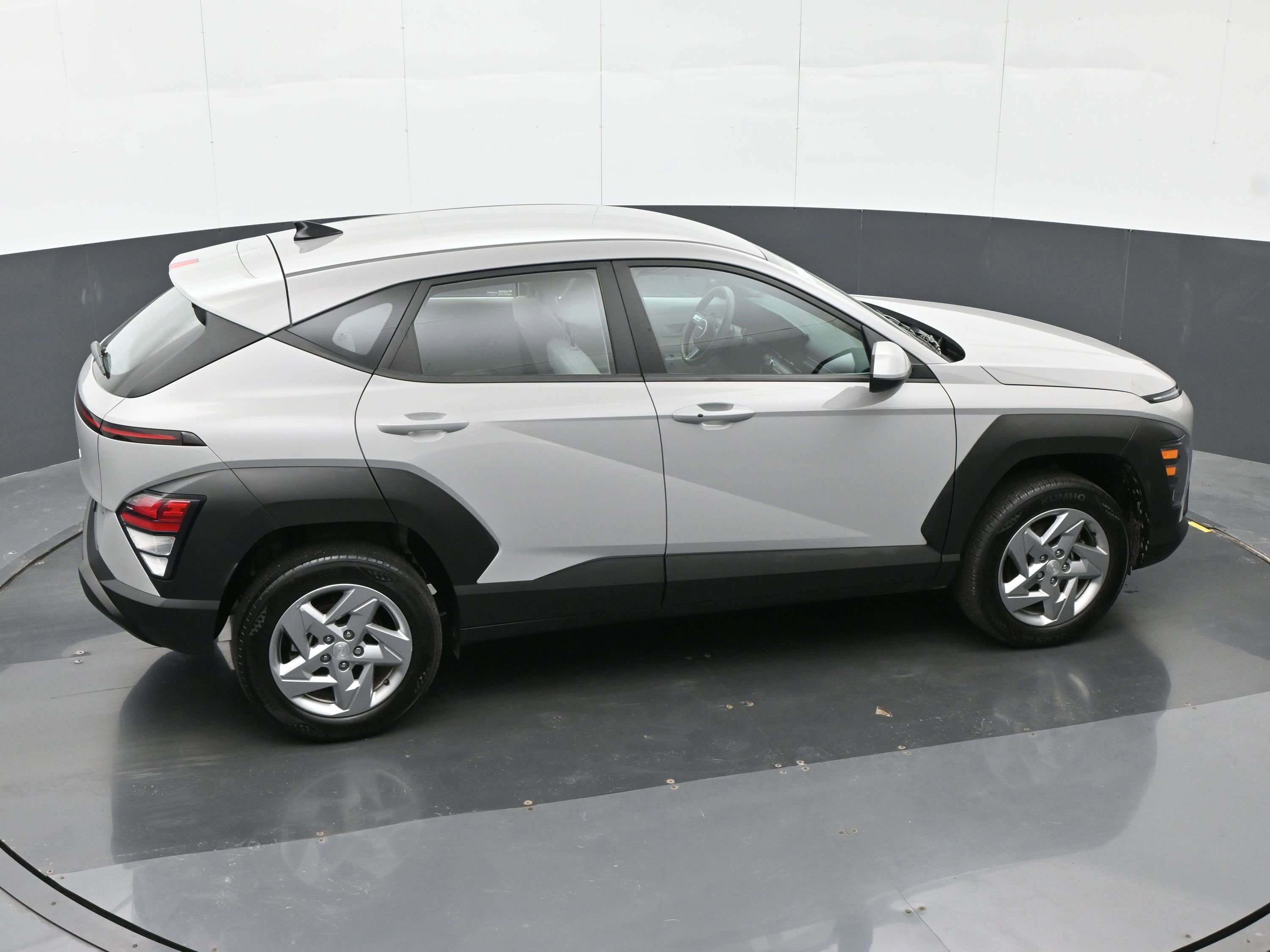 Certified 2024 Hyundai Kona SE AWD/4WD image 32