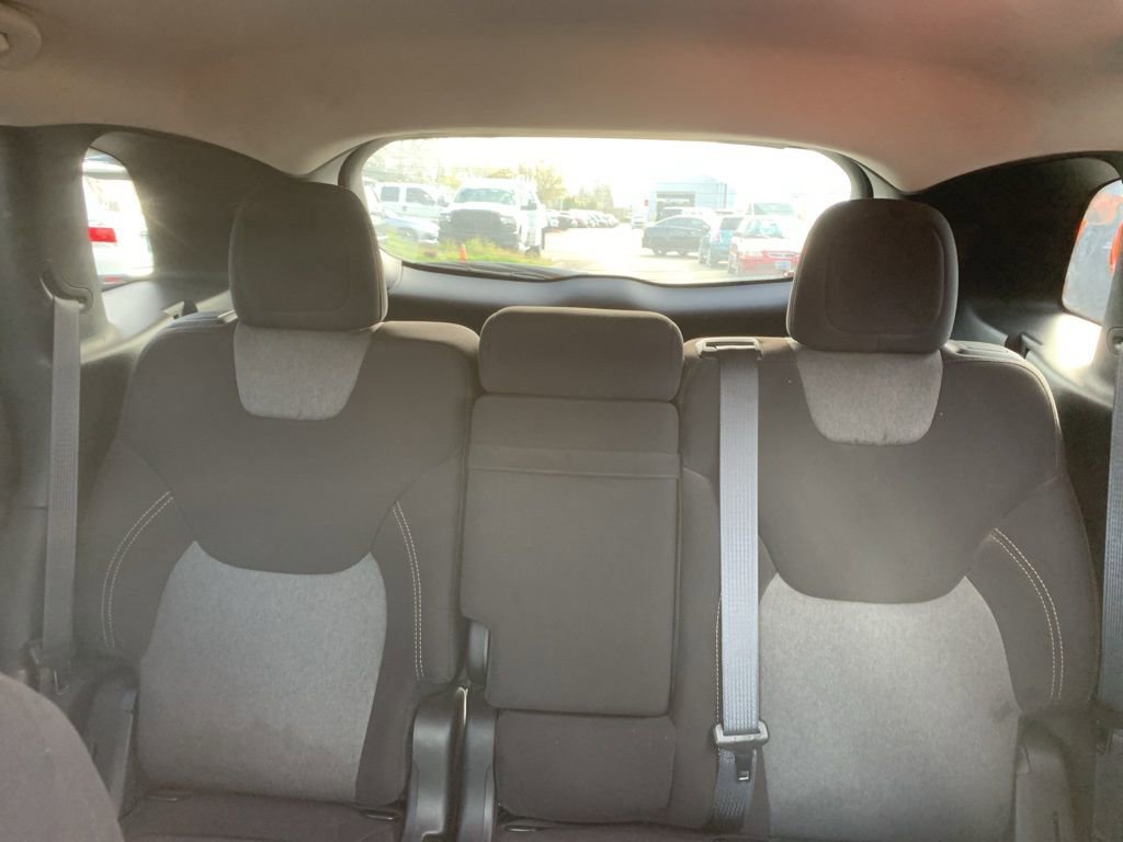 Used 2018 Jeep Cherokee Latitude w/ Altitude Package image 23