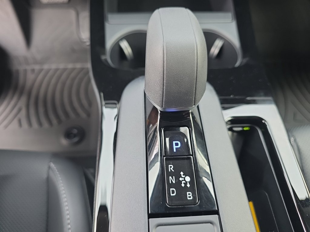 New 2026 Toyota Prius Plug-In Hybrid FWD image 22