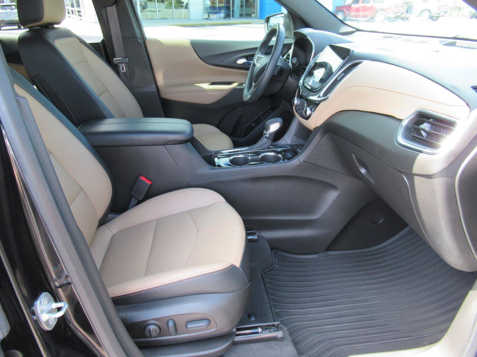 Used 2022 Chevrolet Equinox Premier AWD/4WD image 11