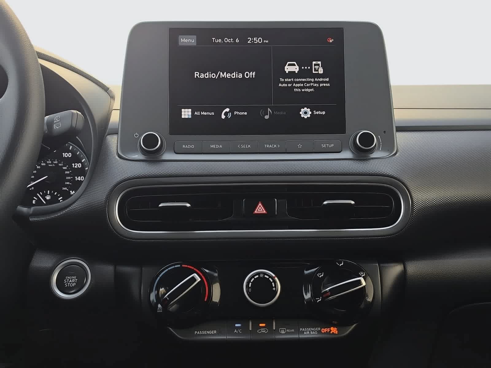 Used 2022 Hyundai Kona SEL FWD image 17