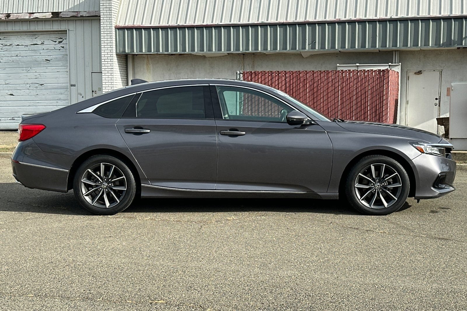 Used 2021 Honda Accord EX-L image 3