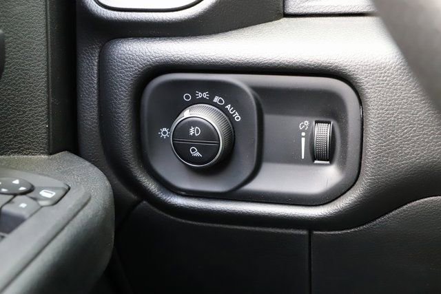New 2025 RAM 2500 Tradesman AWD/4WD image 38