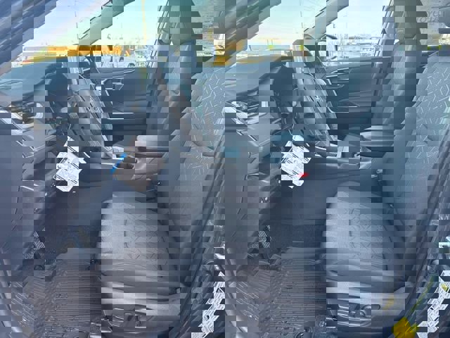 New 2025 Toyota RAV4 XLE image 7