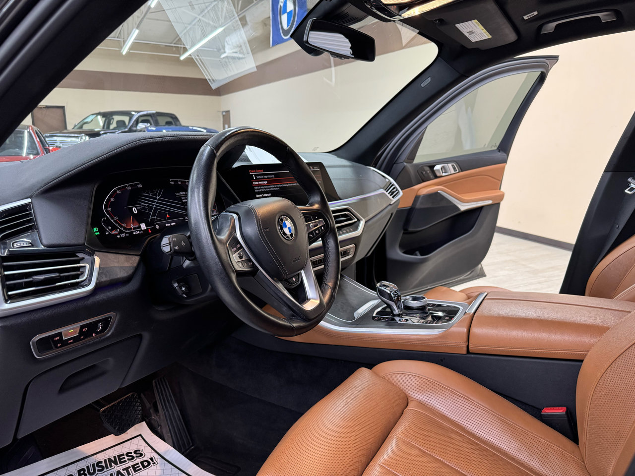 Used 2022 BMW X5 sDrive40i w/ Luxury Seating Package image 19