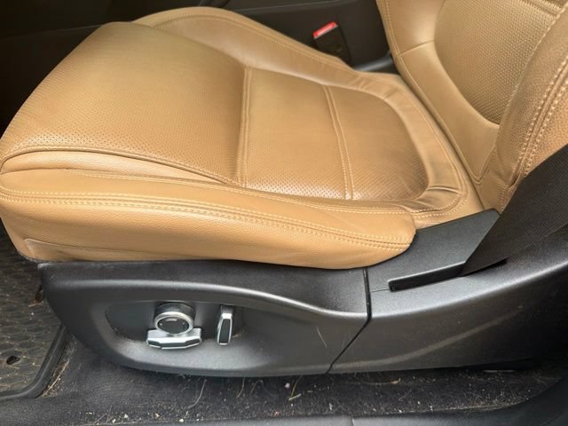 Used 2022 Jaguar E-PACE AWD/4WD image 10