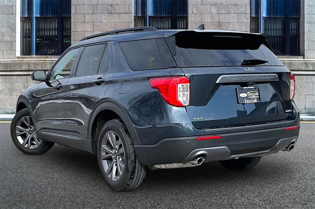 Used 2023 Ford Explorer XLT w/ Equipment Group 202A image 10