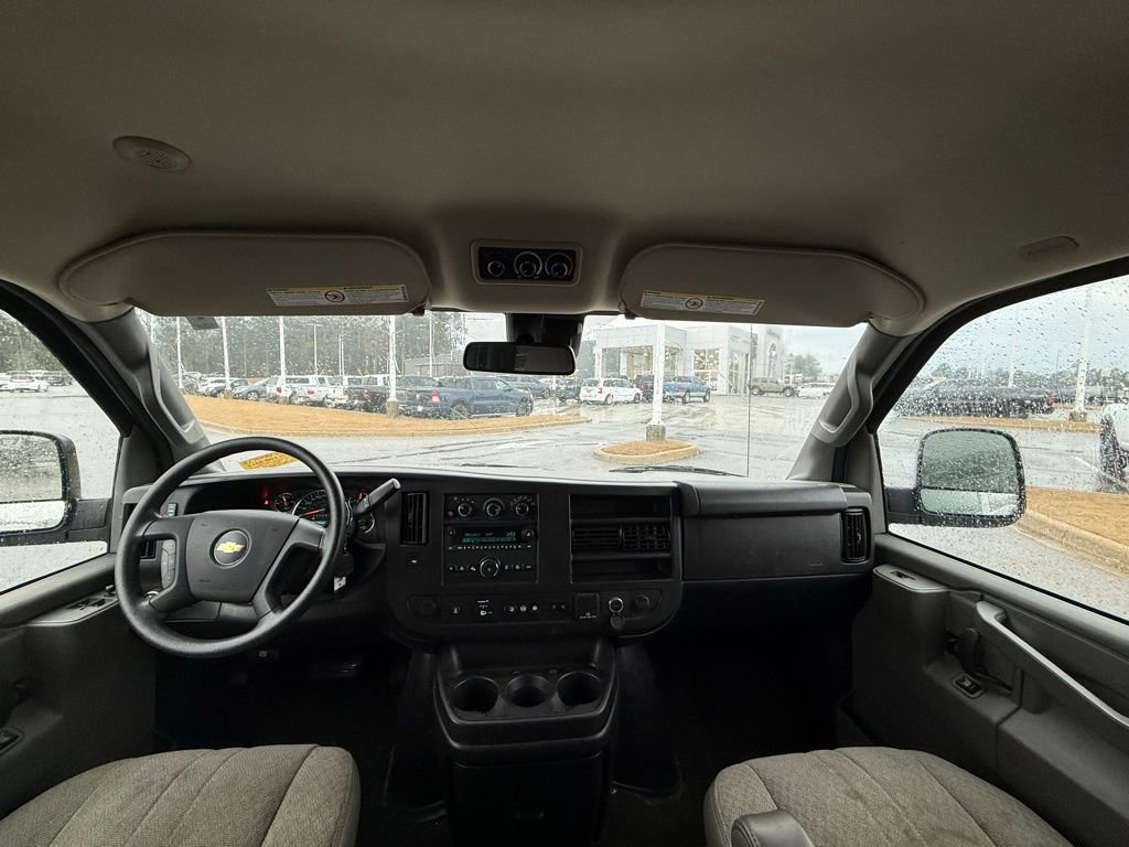 Used 2019 Chevrolet Express 3500 LT w/ LT Preferred Equipment Group image 12