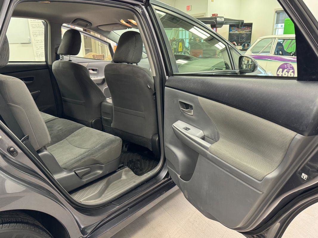 Used 2013 Toyota Prius V Two image 20