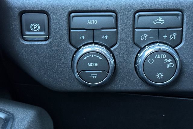 New 2026 GMC Sierra 1500 SLE w/ Preferred Package image 30