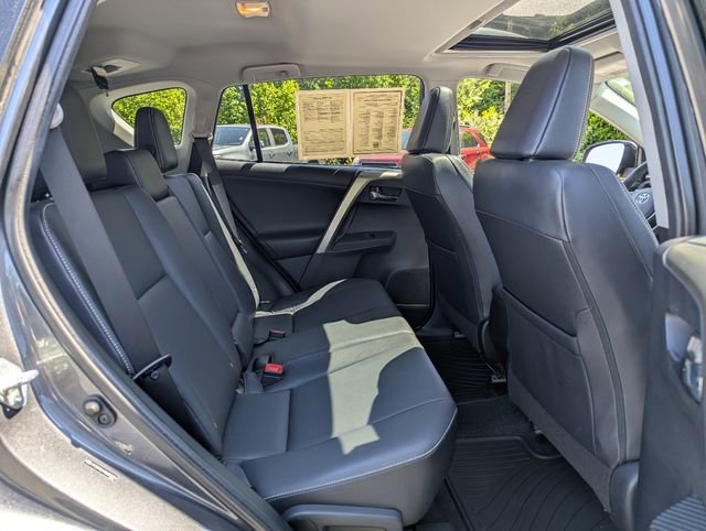 Used 2013 Toyota RAV4 Limited AWD/4WD image 32