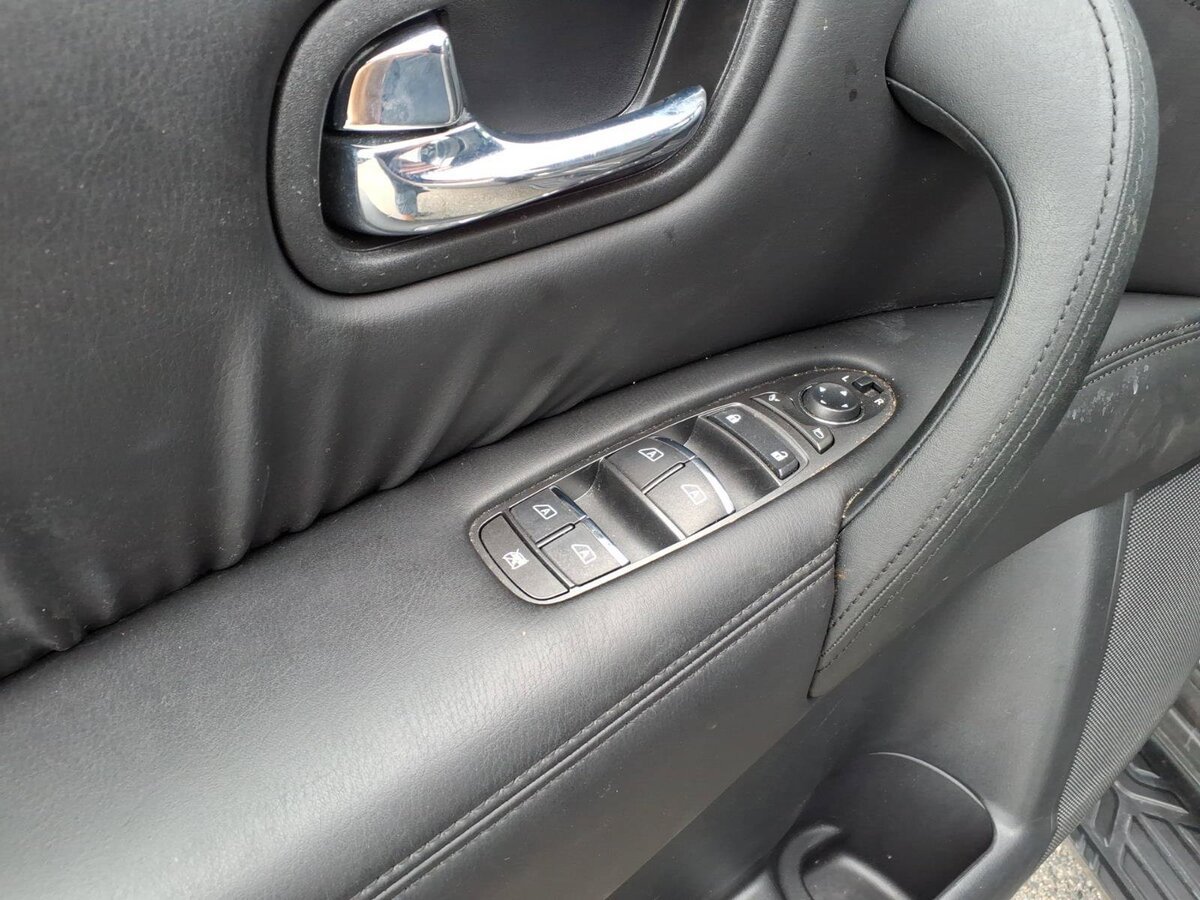 Used 2023 Nissan Armada SV w/ Cargo Package AWD/4WD image 21