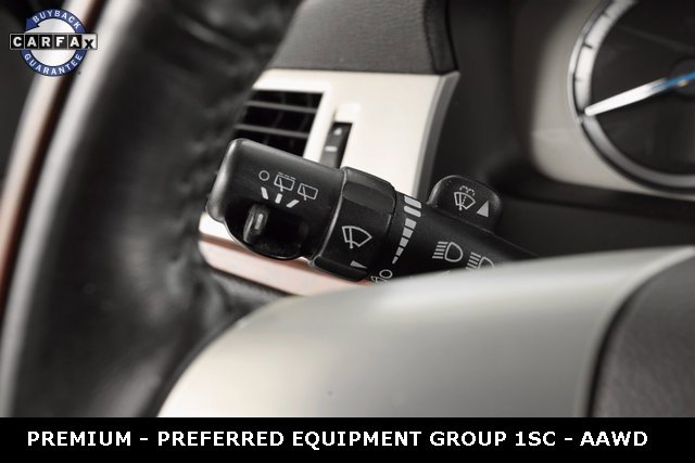 Used 2013 Cadillac Escalade Premium image 29